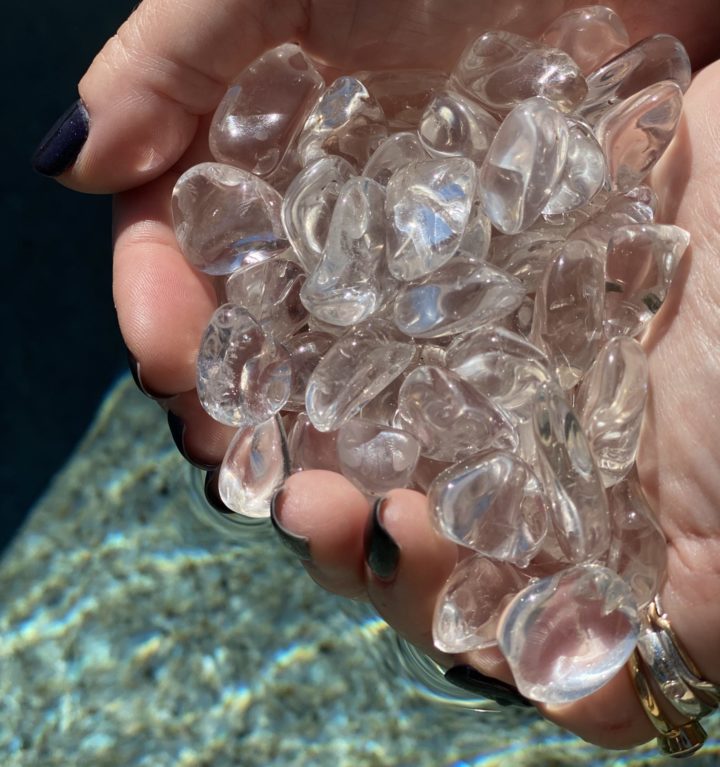 AAA-Grade Tumbled Water Quartz