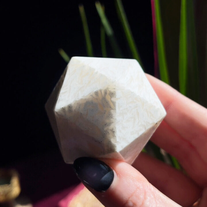 Go_with_the_Flow_Scolecite_Icosahedron