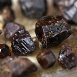 Natural Etched Spessartine Garnet