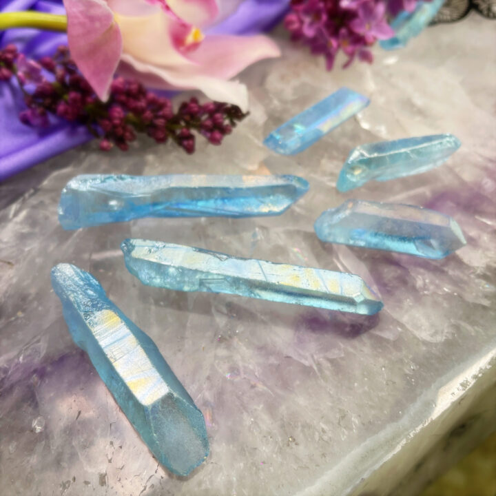 Periwinkle Aura Quartz Point