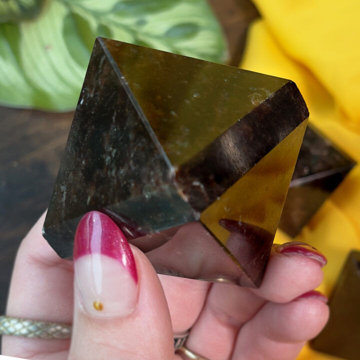 Grounded Abundance Garnet Octahedron