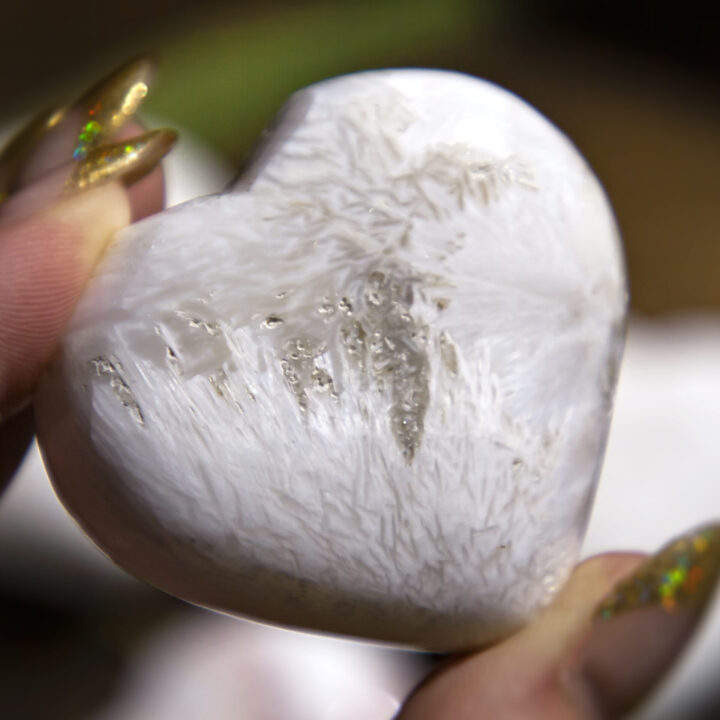 Scolecite Lineage Healing Heart