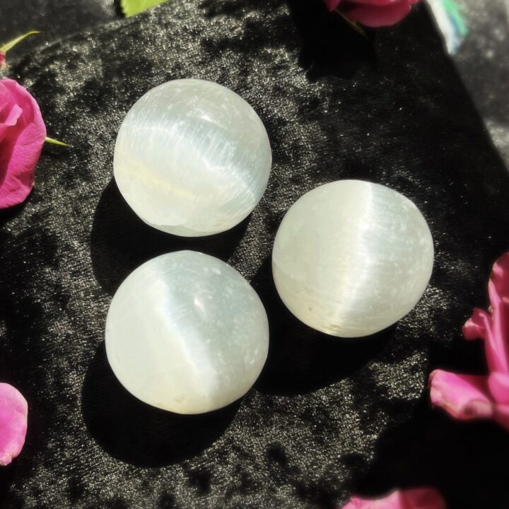 Mini Selenite White Light Sphere