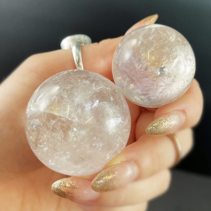 Clear_Quartz_with_ Amethyst_Wisps_Sphere_DD_1of3