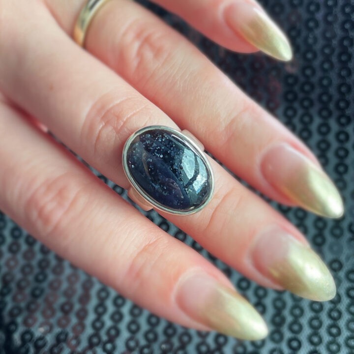 Bloodshot Iolite Ring