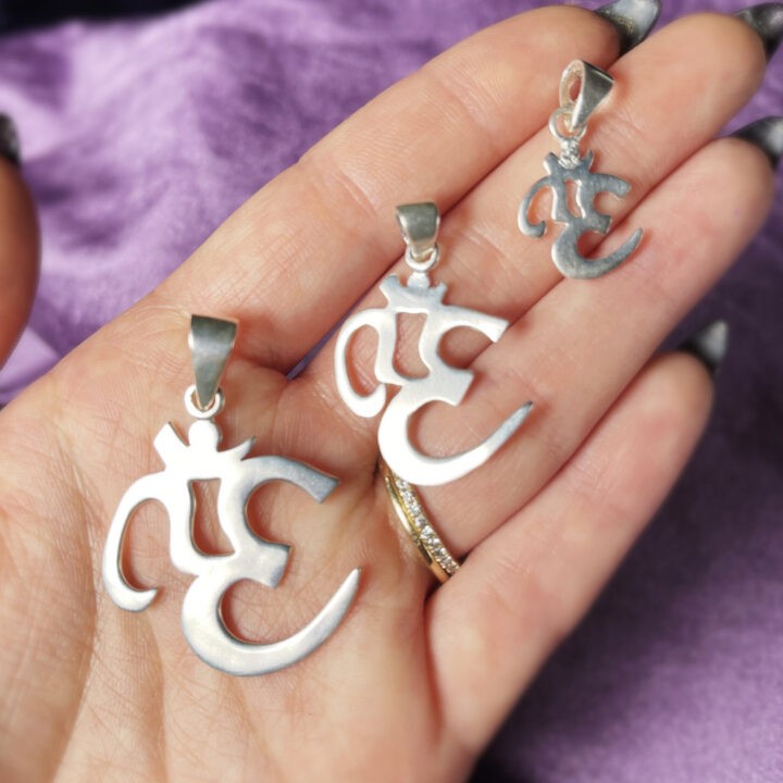 Silver Om Pendant