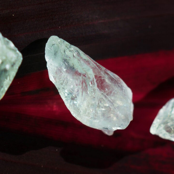 Natural Prasiolite Point