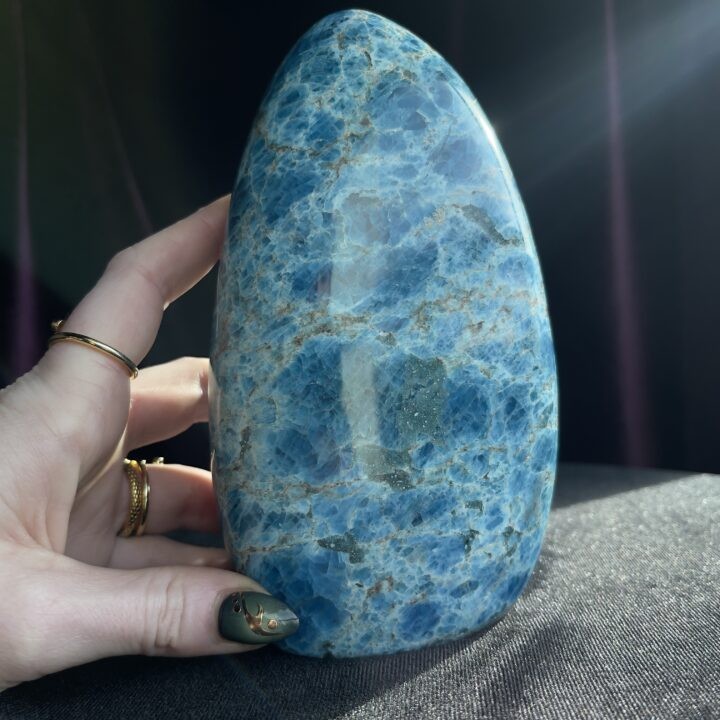 Gemstone Sale: Blue Apatite Pillar