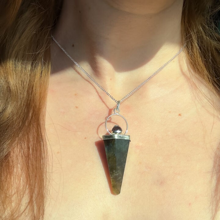 Labradorite & Garnet Pendulum Pendant