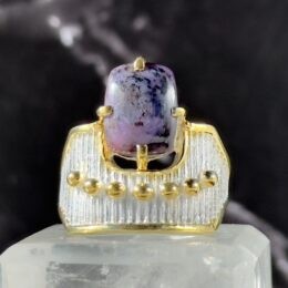 Corundum Band Ring